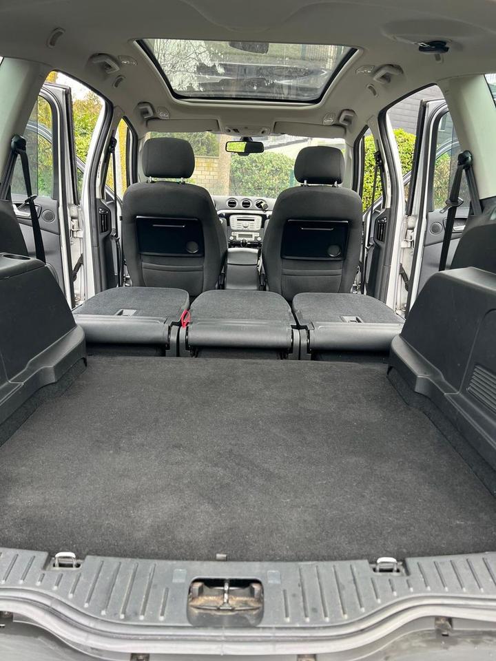 Ford S-Max 2010 — photo 6