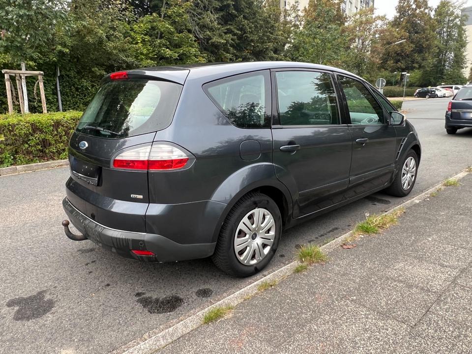 Ford S-Max 2008 — салон