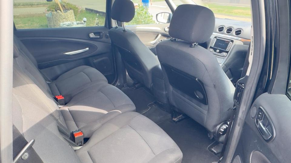 Ford S-Max 2008 — photo 9