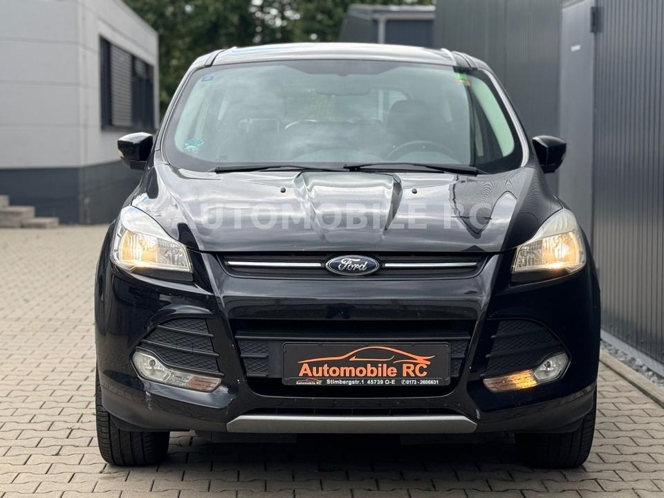 Ford Kuga 2014 — interior
