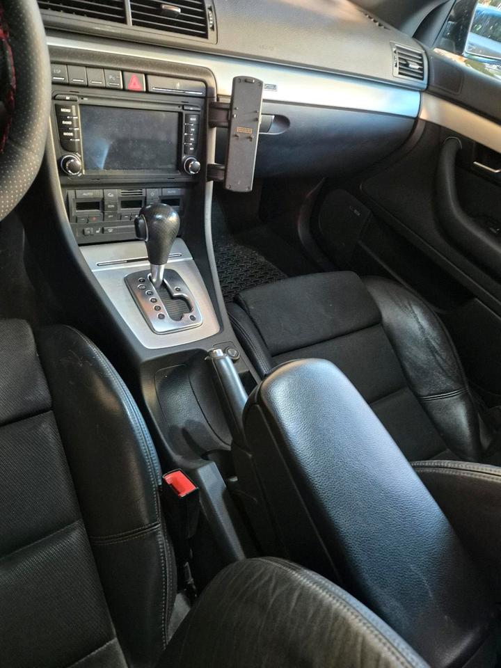 Audi A4 2007 — photo 5