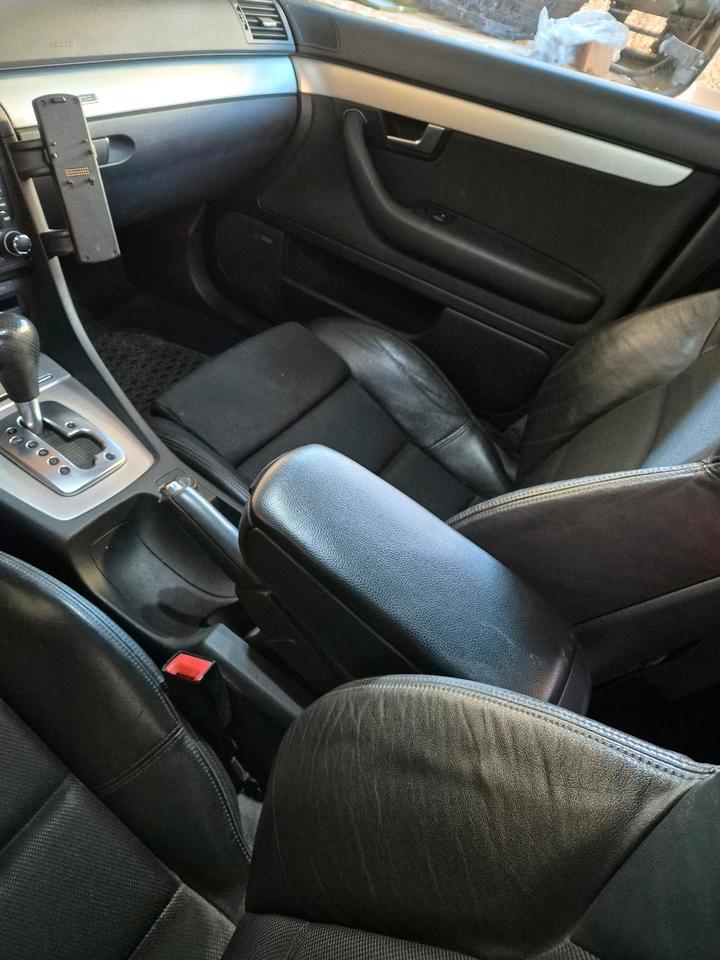 Audi A4 2007 — photo 6