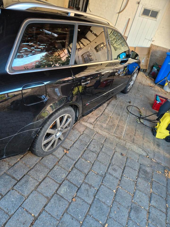 Audi A4 2007 — photo 9