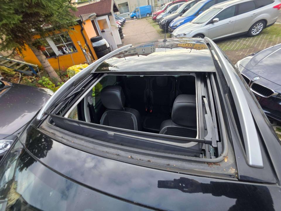 Renault Grand Scenic 2014 — photo 22