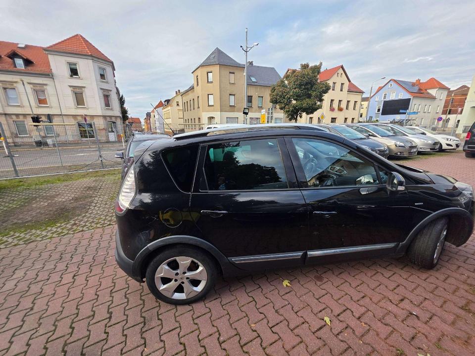 Renault Grand Scenic 2014 — photo 8