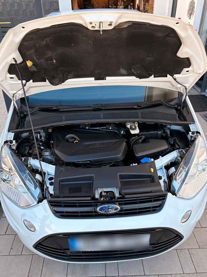Ford S-Max 2011 — photo 5