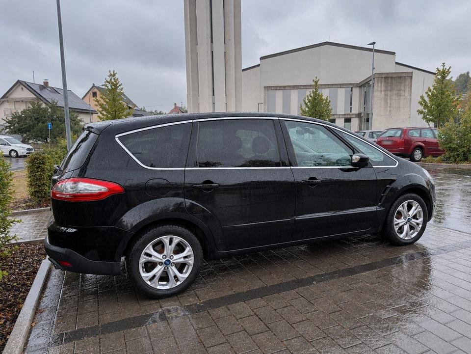 Ford S-Max 2013 — interior
