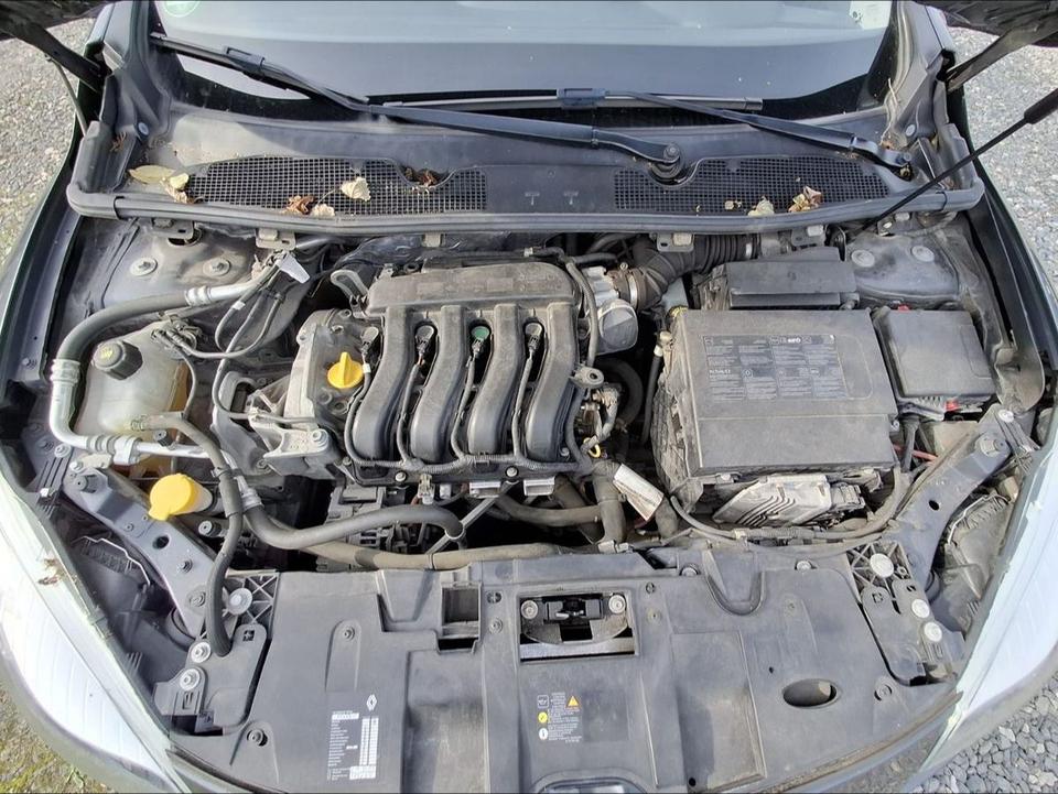 Renault Megane 2013 — photo 11
