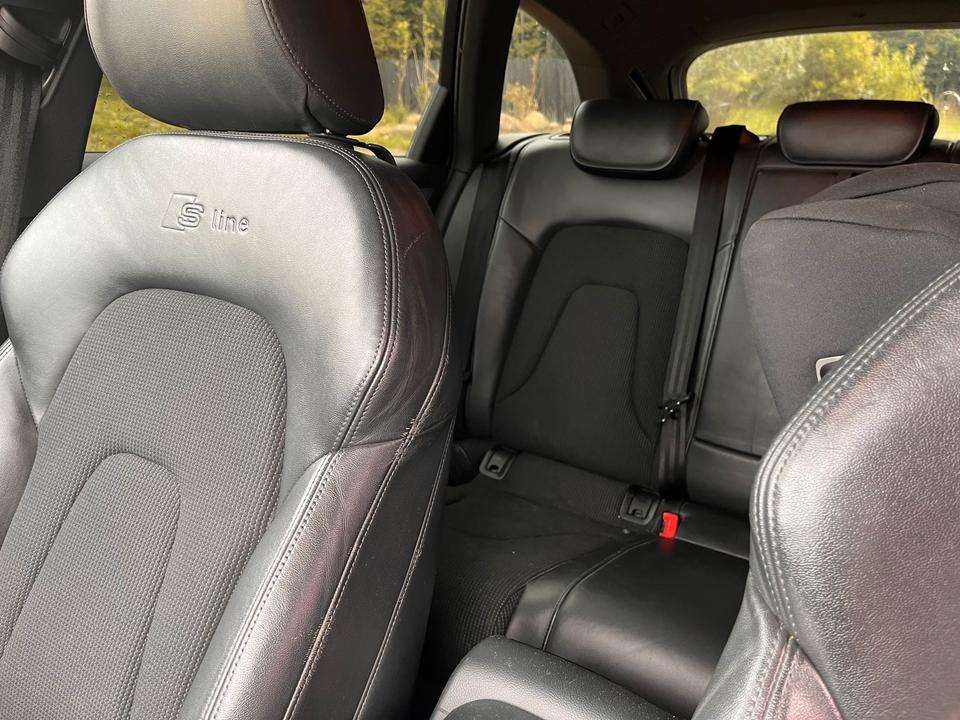 Audi A4 2011 — photo 6