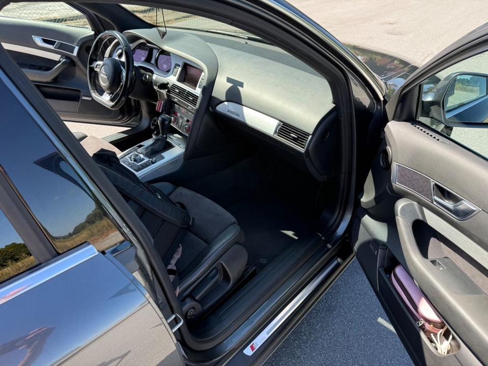 Audi A6 2011 — photo 8