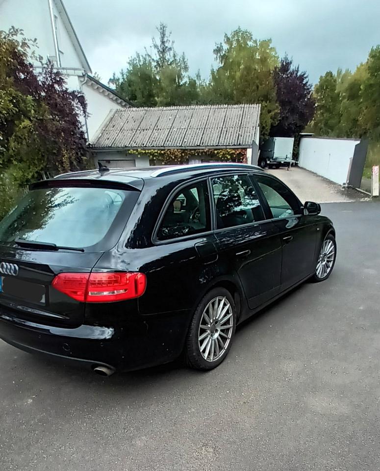 Audi A4 2011 — photo 10