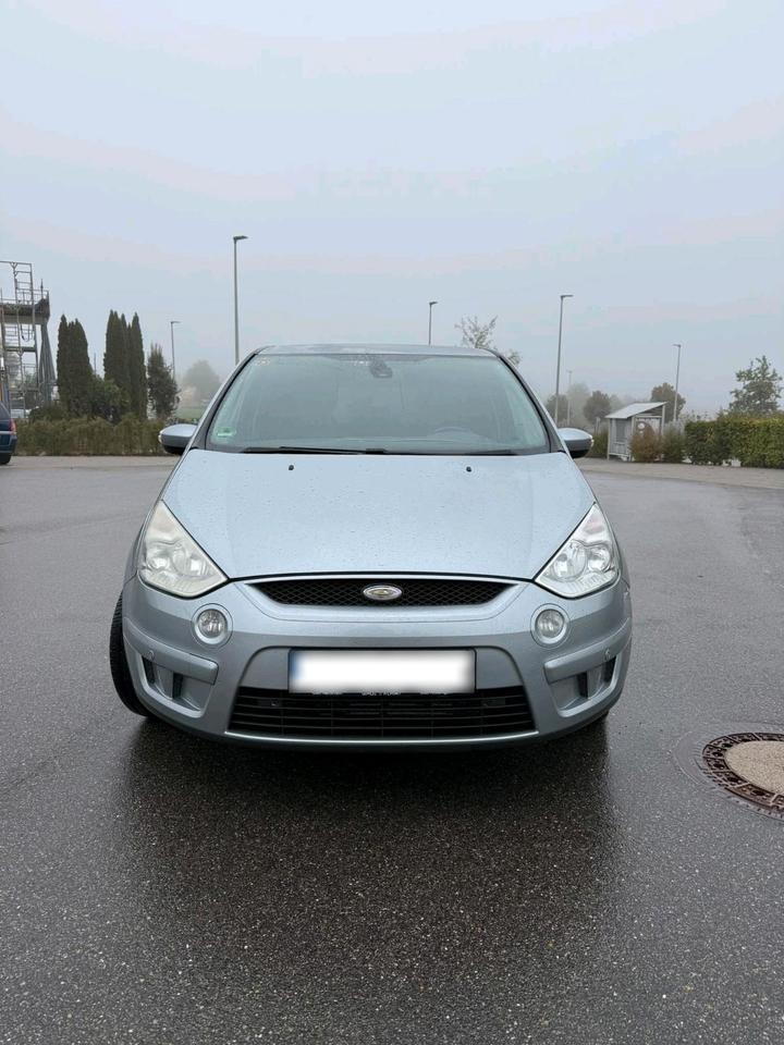 Ford S-Max 2007 — rear view