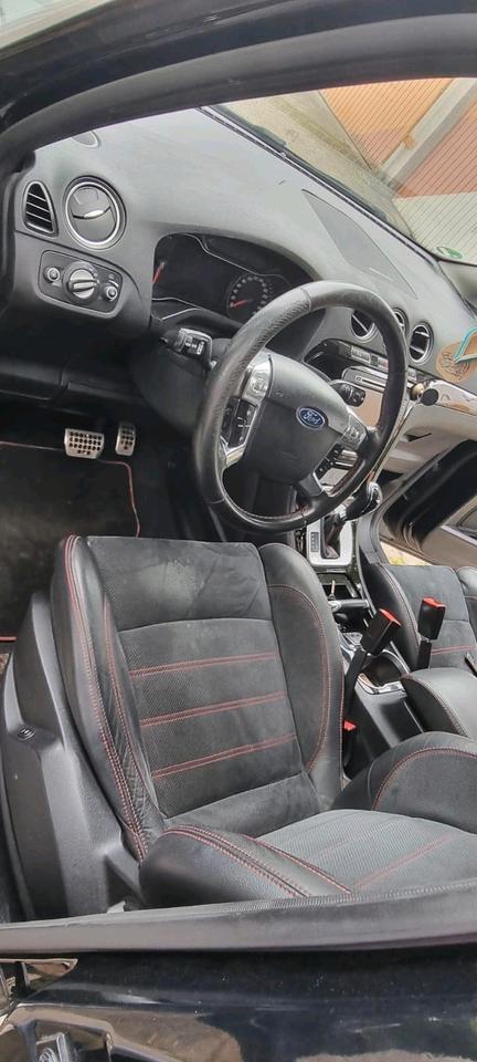 Ford S-Max 2011 — engine