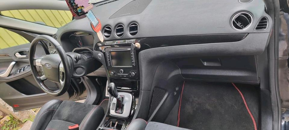Ford S-Max 2011 — photo 5
