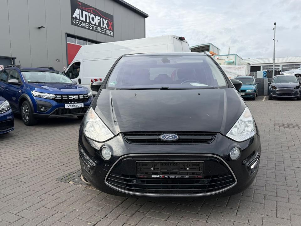 Ford S-Max 2011 — rear view