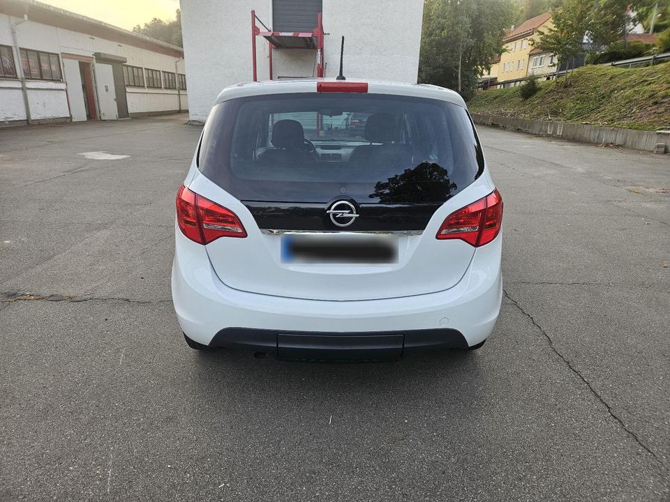 Opel Meriva 2012 — photo 8
