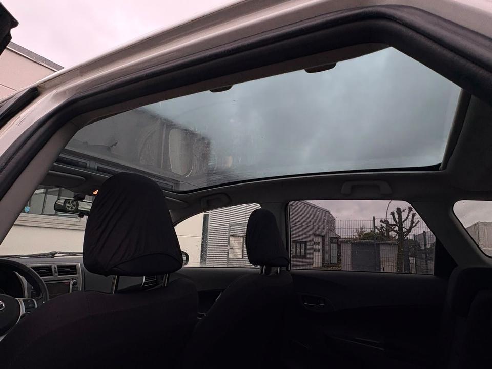 Toyota Verso 2011 — photo 13