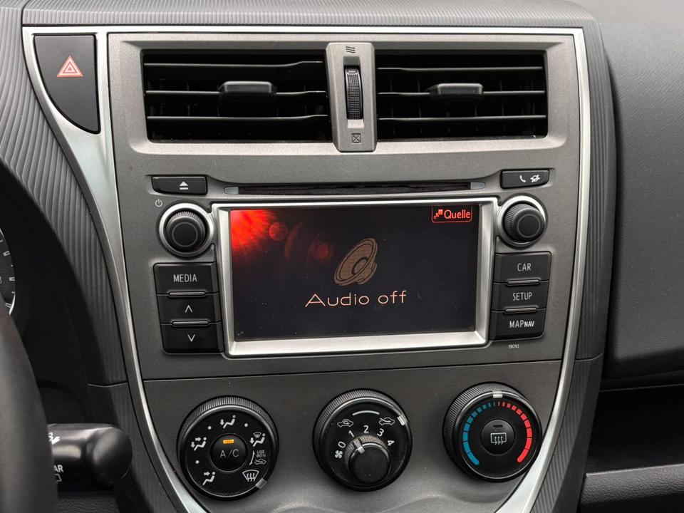Toyota Verso 2011 — photo 15