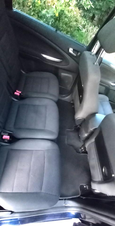 Ford S-Max 2013 — photo 8