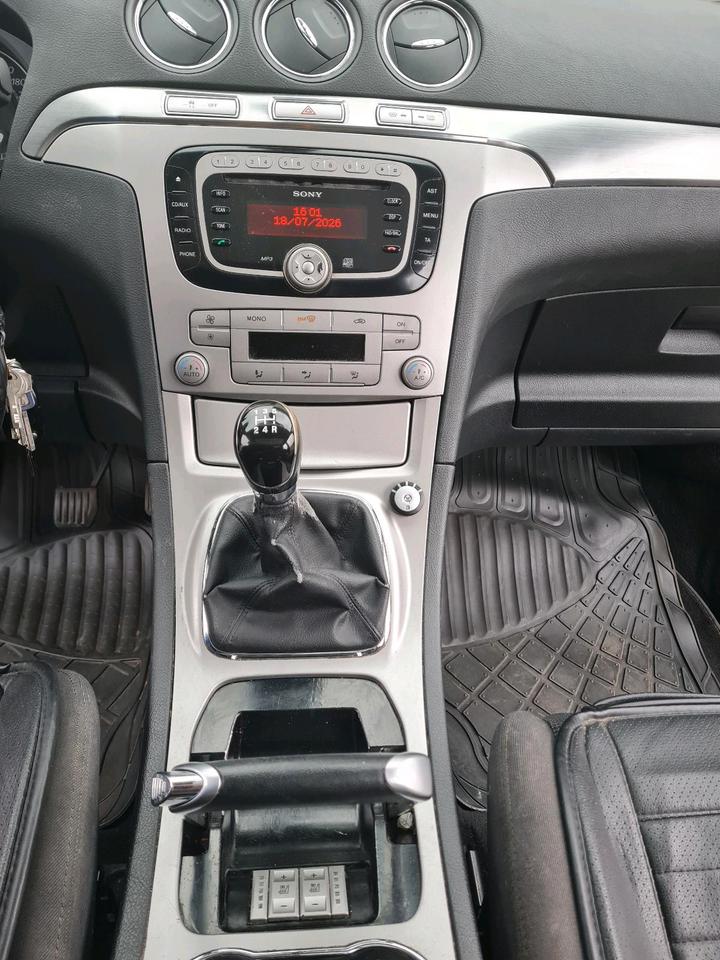 Ford S-Max 2008 — photo 12
