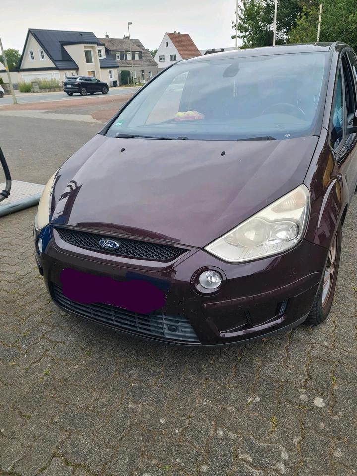 Ford S-Max 2008 — rear view