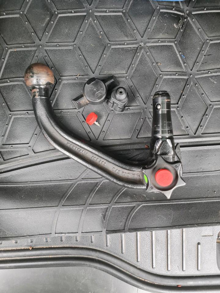 Ford S-Max 2008 — photo 9