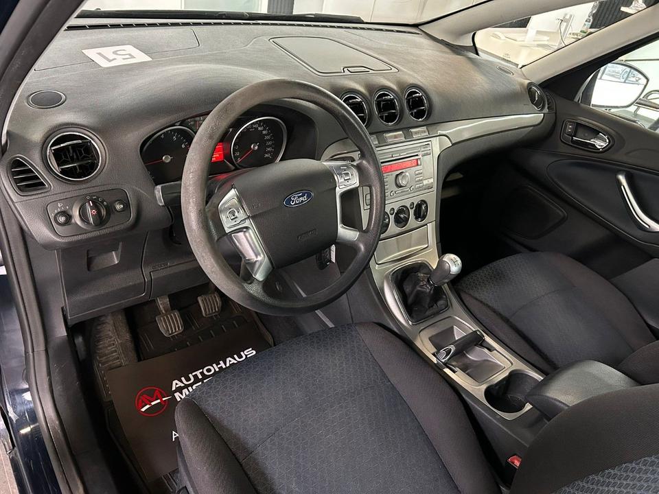 Ford S-Max 2008 — photo 11