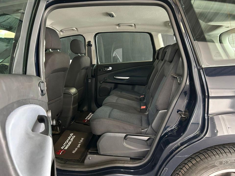 Ford S-Max 2008 — photo 13