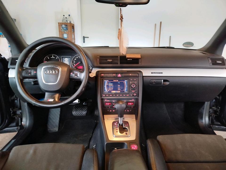 Audi A4 2006 — photo 16