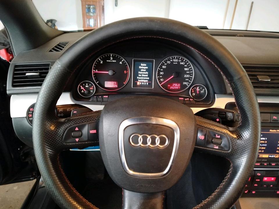 Audi A4 2006 — photo 17