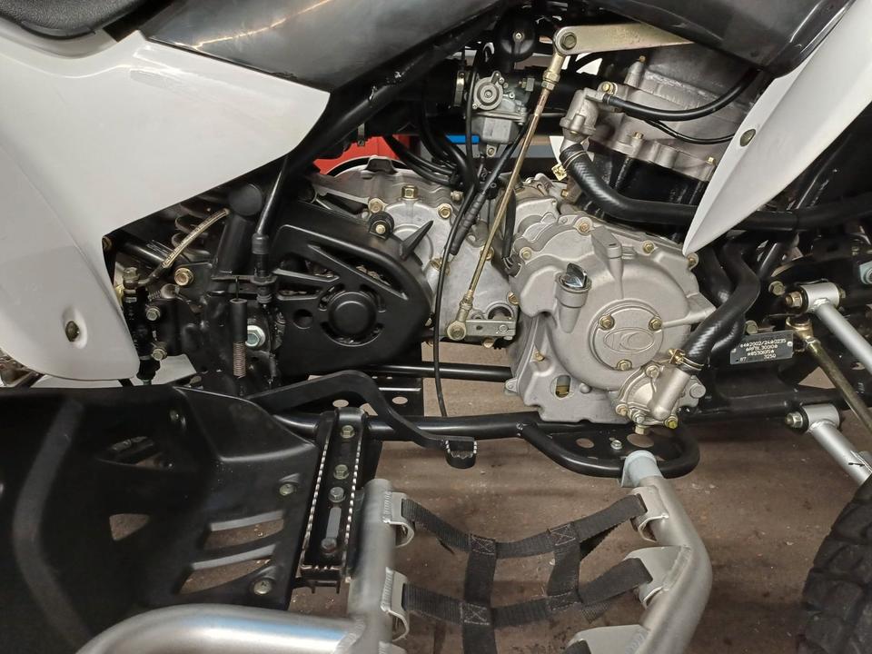 Kymco Maxxer 250 2010 — engine 250 ccm
