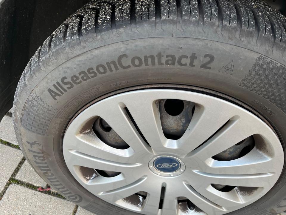 Ford S-Max 2009 — photo 15