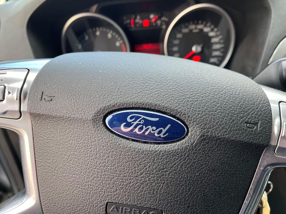 Ford S-Max 2009 — photo 8