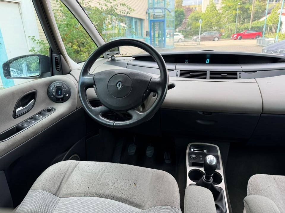 Renault Espace 2005 — photo 20