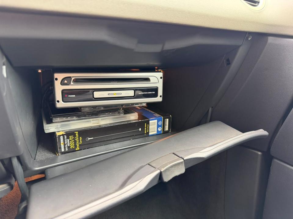 Renault Espace 2005 — photo 23