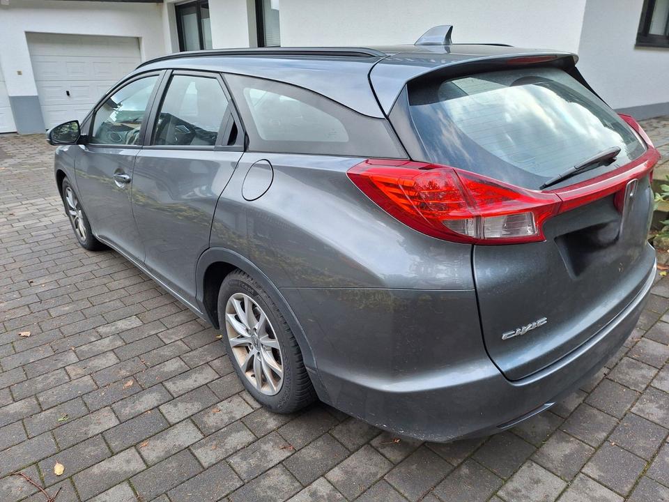Honda Civic 2014 — interior