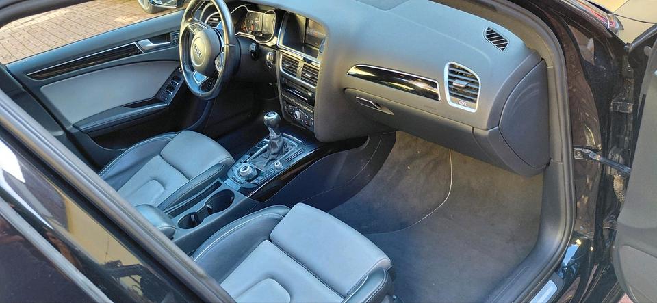 Audi A4 2015 — photo 11