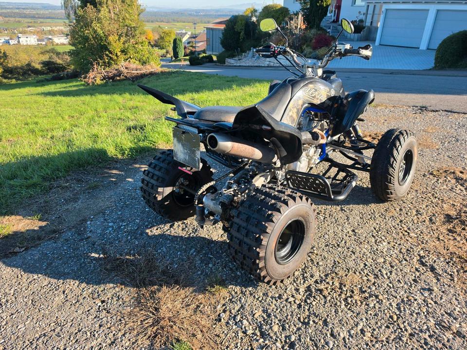 Yamaha Raptor YFM 700R Limited Edition 2012 — interior