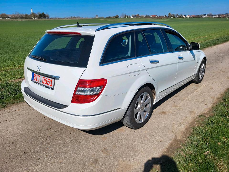 Mercedes Benz C 220 2008 — photo 17