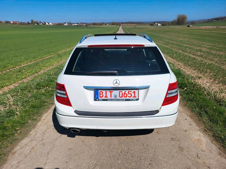 Mercedes Benz C 220 2008 — photo 18
