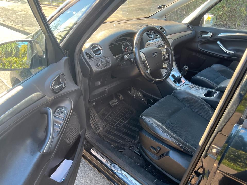 Ford S-Max 2009 — photo 10