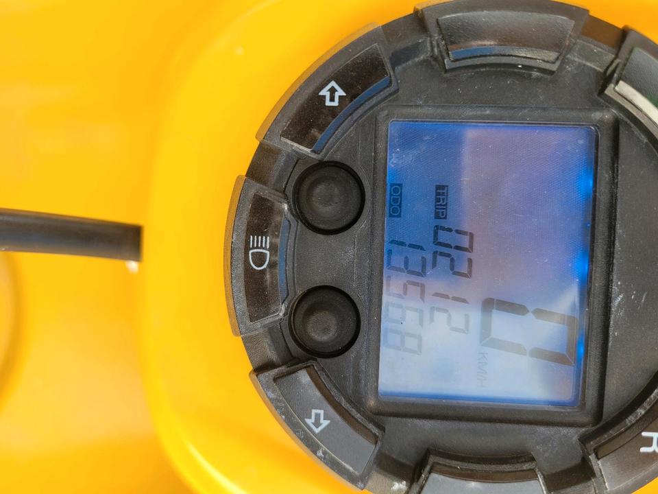 Weitere Motorräder Adly ATV-300 2007 — photo 5