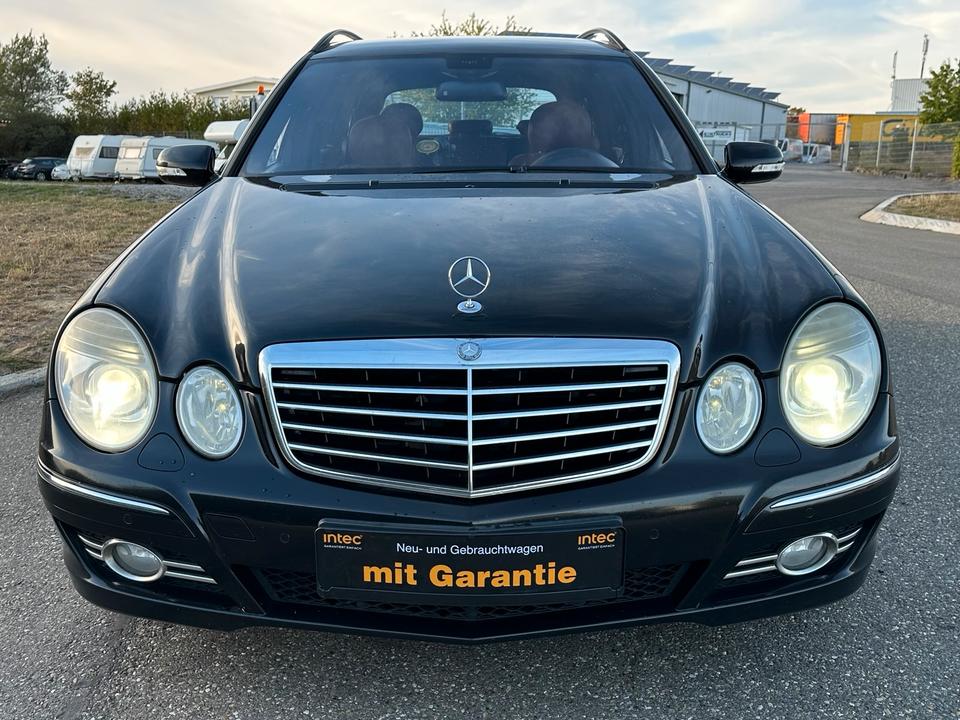 Mercedes Benz Weitere E-Klasse 2008 — rear view