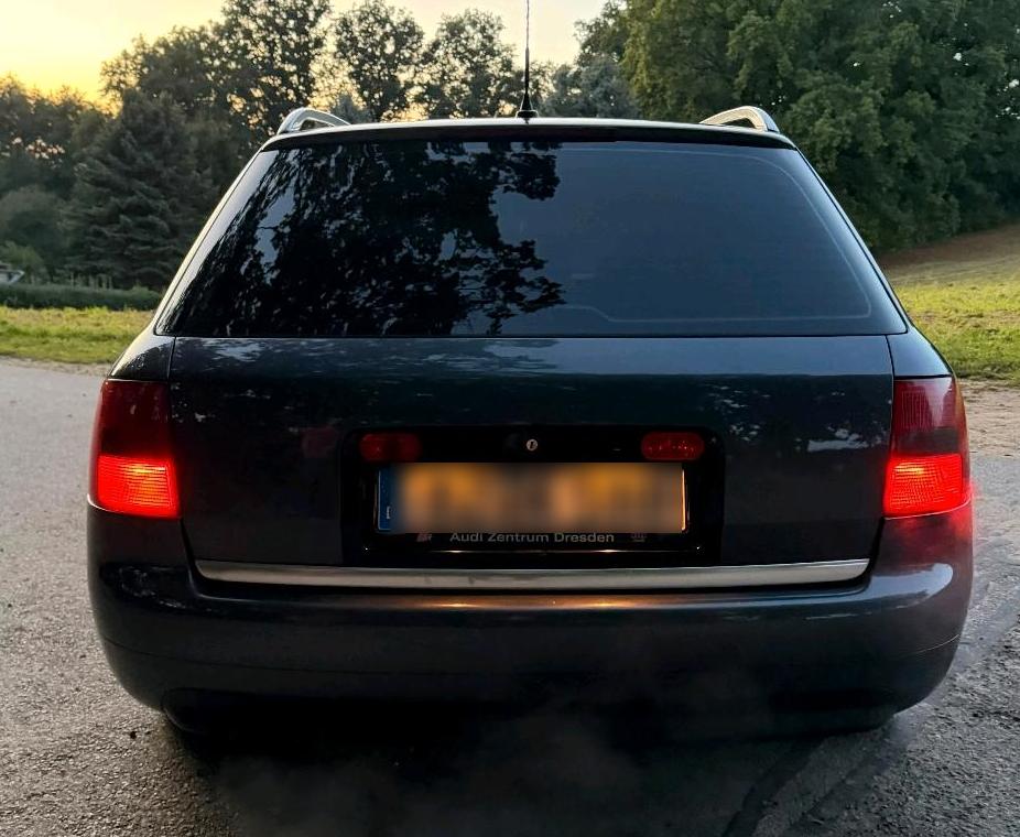 Audi A6 2004 — двигун