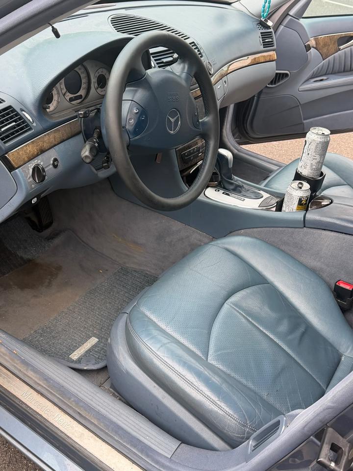 Mercedes Benz E 320 2004 — photo 11