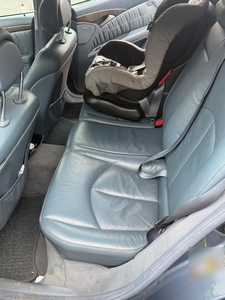 Mercedes Benz E 320 2004 — photo 15