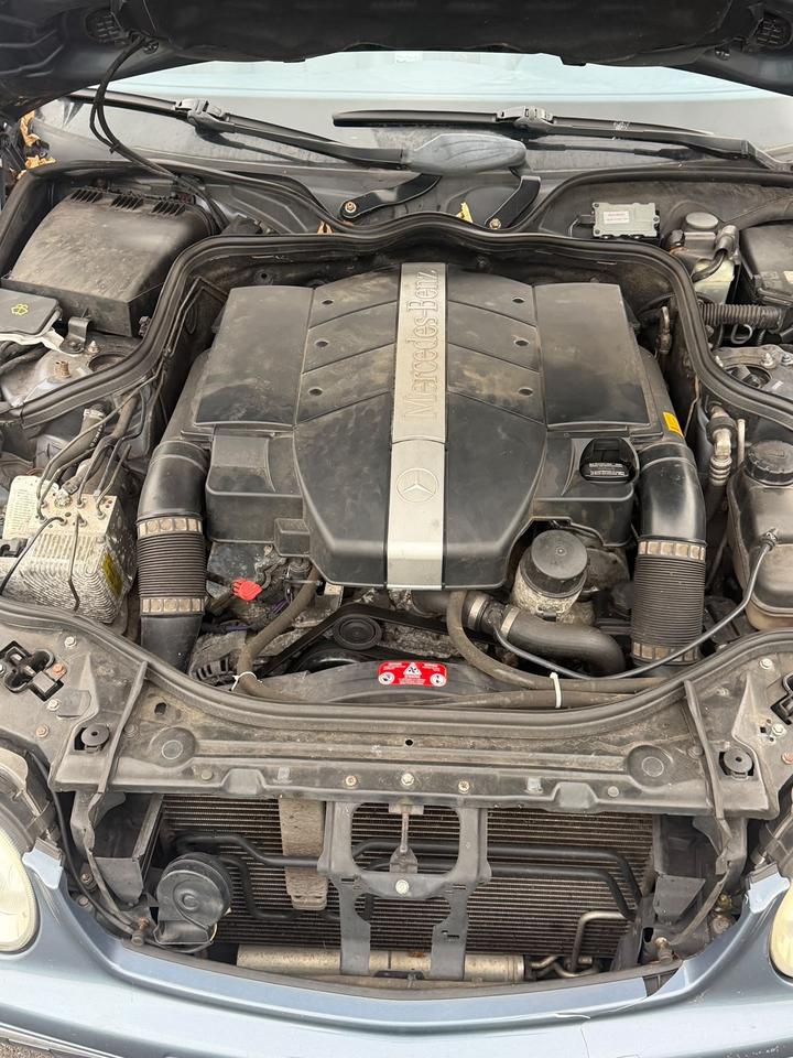 Mercedes Benz E 320 2004 — photo 18
