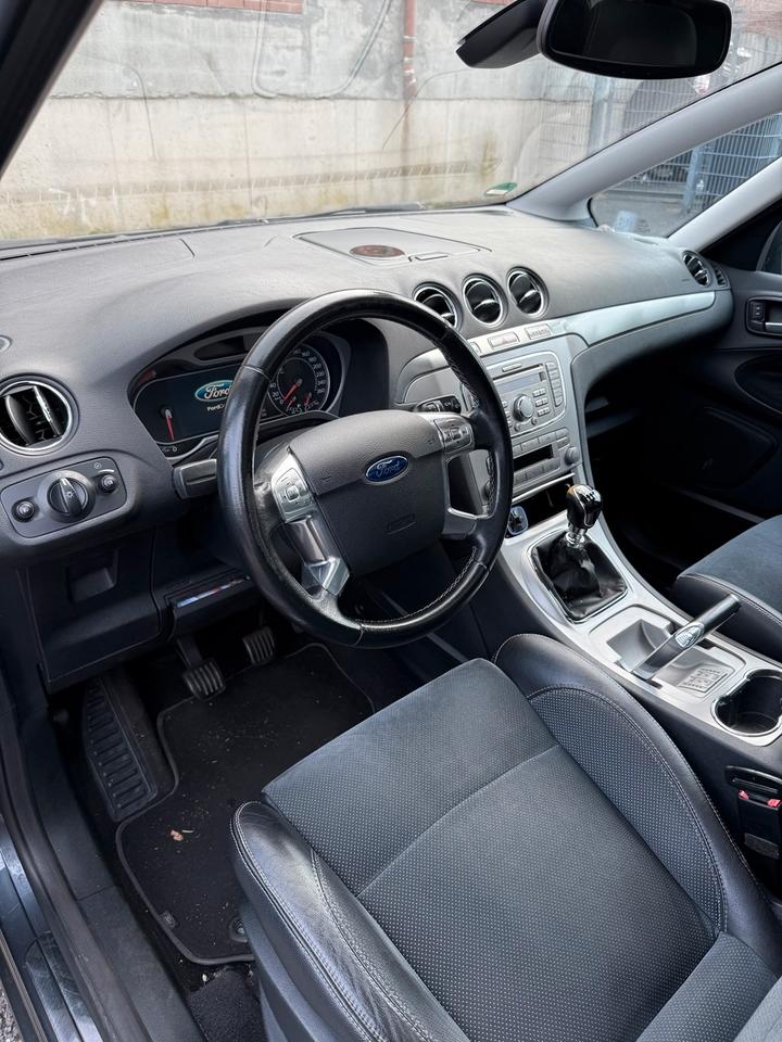 Ford S-Max 2008 — photo 9