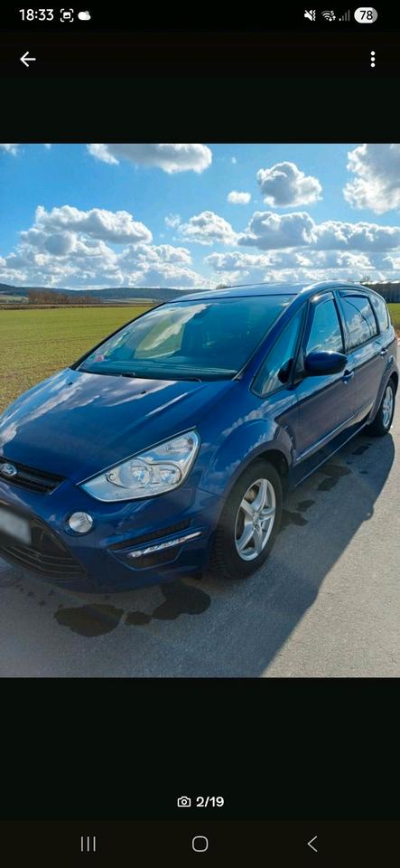 Ford S-Max 2014 — вигляд ззаду