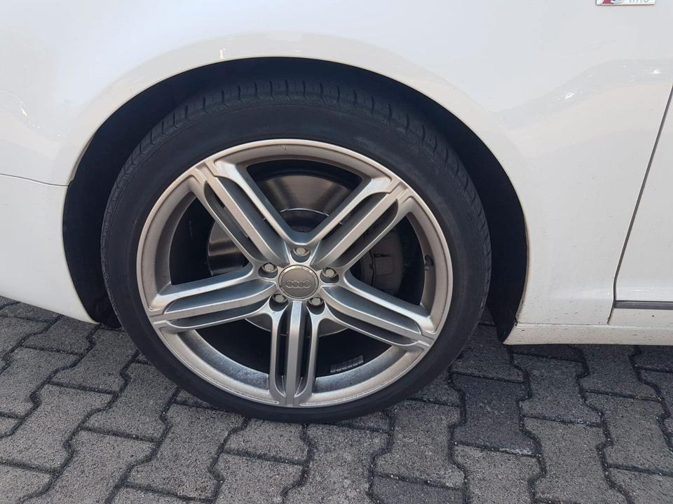 Audi A6 2010 — photo 6
